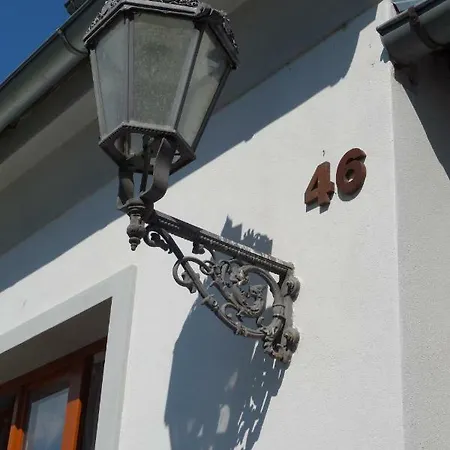 Tauchen Semesterbostad Rabí