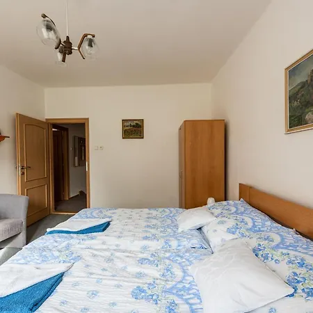 Tauchen Semesterbostad *